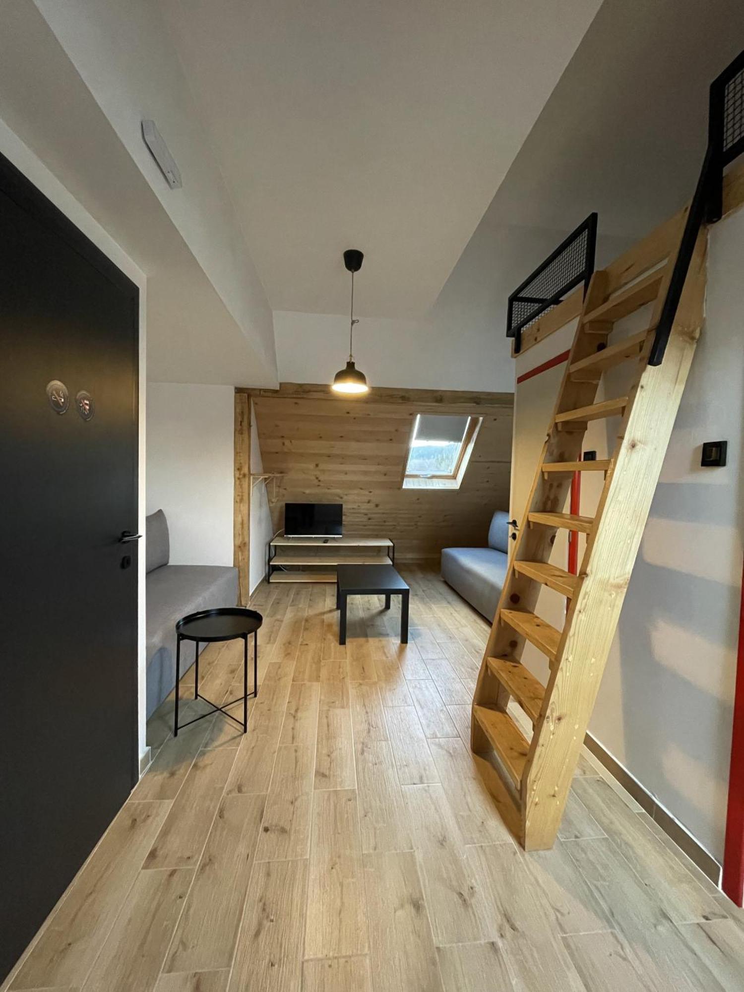 Montana Hotel Lisina Екстериор снимка